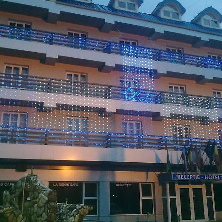 Hotel Ineul Óradna Kültér fotó