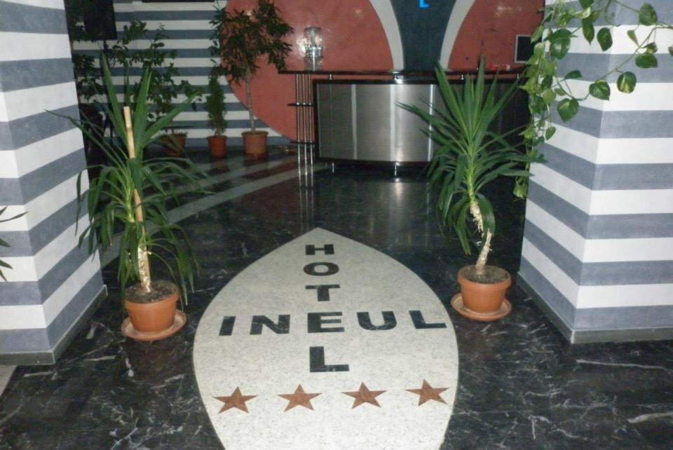 Hotel Ineul Óradna Kültér fotó